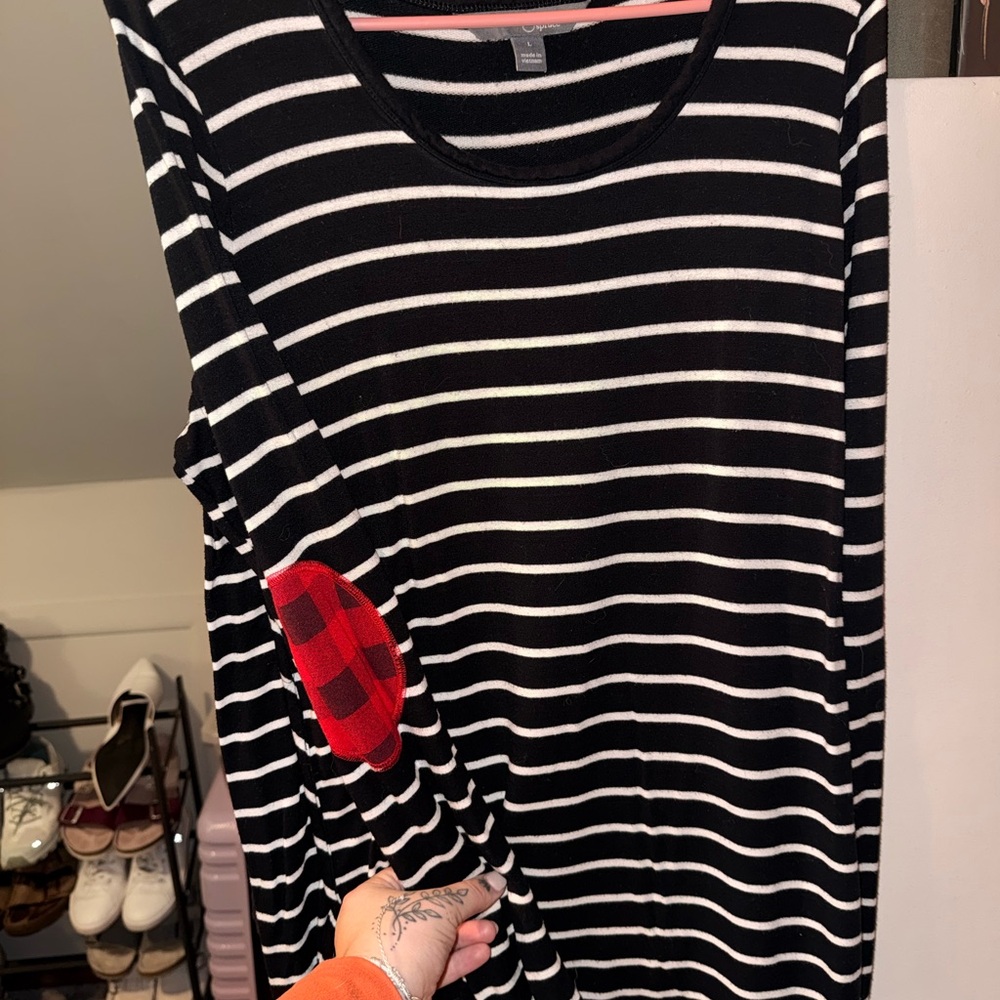 Market & Spruce Black and White Striped Top